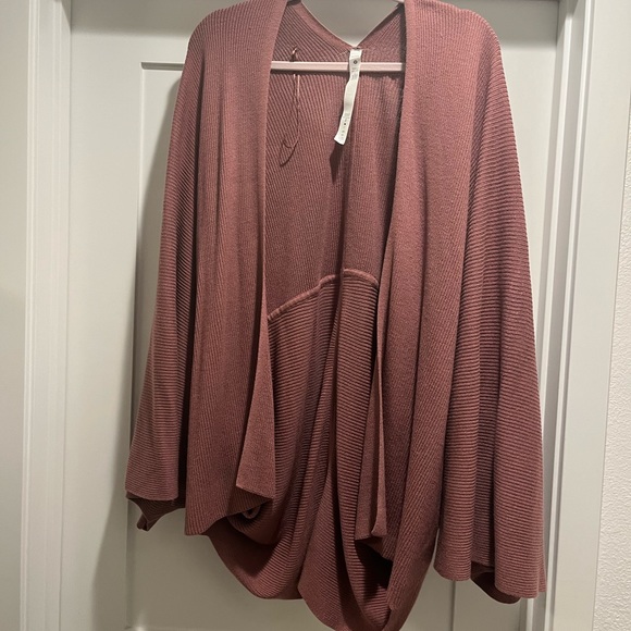 Lululemon athletica Cashlu Knit Textured Wrap - Picture 5 of 7